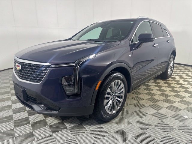 Used 2025 Cadillac XT4 Premium Luxury AWD/4WD image 3