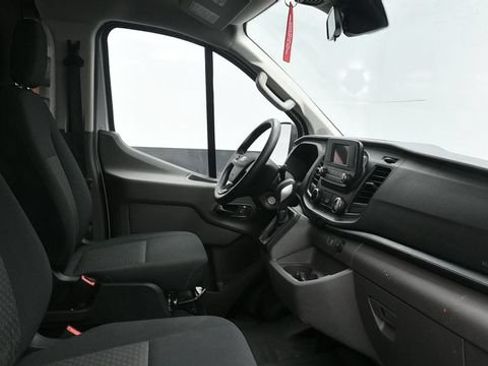 Used 2025 Ford Transit 250 Low Roof w/ Exterior Upgrade Package RWD image 18