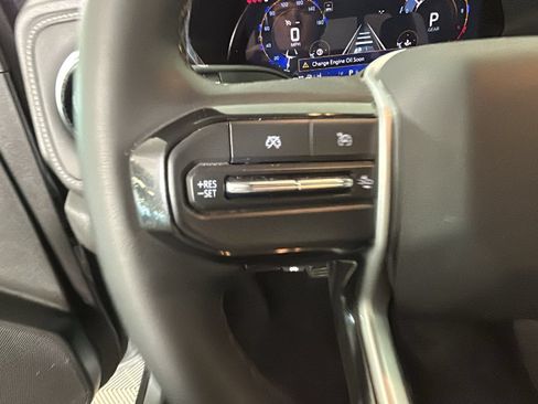Used 2024 Chevrolet Colorado LT w/ LT Convenience Package AWD/4WD image 16