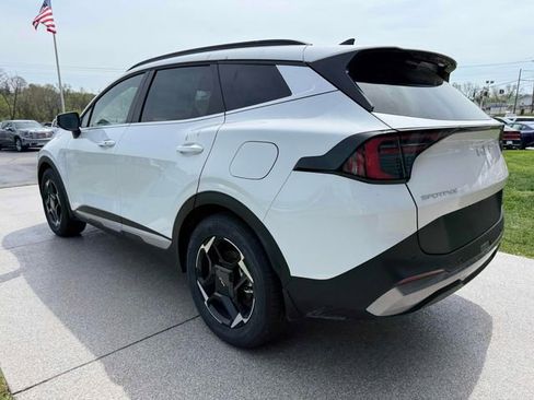 New 2026 Kia Sportage EX w/ EX Panorama Roof Package FWD image 18