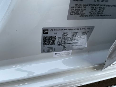 Used 2021 GMC Sierra 1500 SLT w/ SLT Premium Package image 28