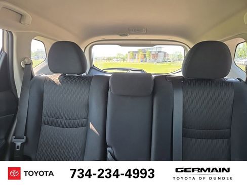 Used 2020 Nissan Rogue S FWD image 14