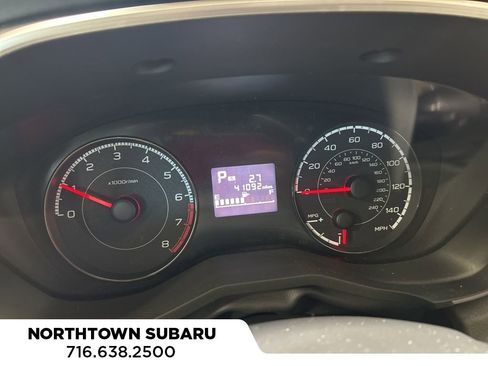 Used 2018 Subaru Crosstrek 2.0i Premium image 12