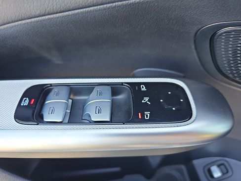 Certified 2026 Mercedes-Benz GLC 300 4MATIC image 29