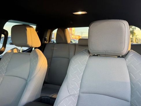 Used 2025 Toyota Tacoma SR5 image 21