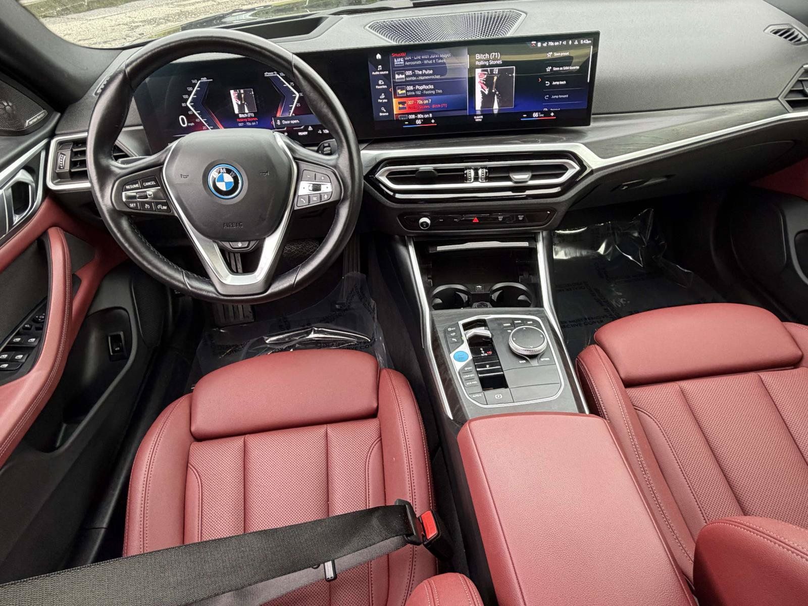 Used 2023 BMW i4 eDrive35 w/ Premium Package RWD image 7