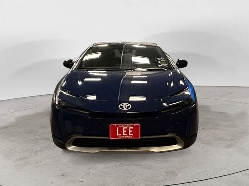 New 2026 Toyota Prius Plug-In Hybrid image 8