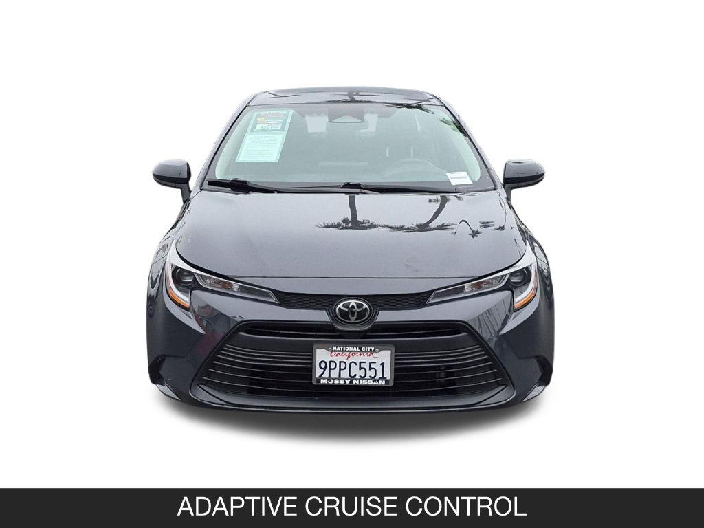 Used 2025 Toyota Corolla LE FWD image 4