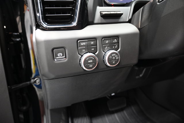 New 2026 GMC Sierra 2500 Denali Ultimate w/ Max Trailering Package AWD/4WD image 34