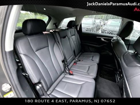 Used 2023 Audi Q7 2.0T Premium w/ Convenience Package AWD/4WD image 19