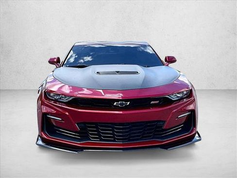 Used 2021 Chevrolet Camaro SS RWD image 3