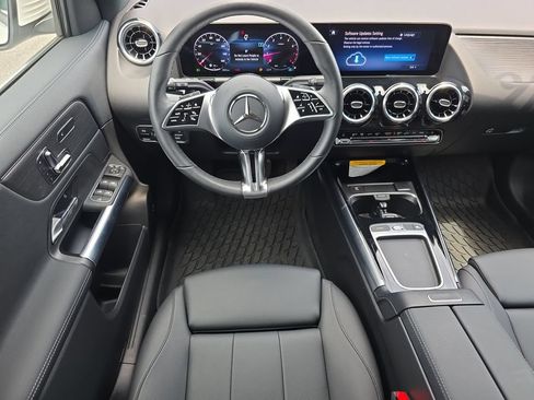 Certified 2026 Mercedes-Benz GLA 250 4MATIC image 13