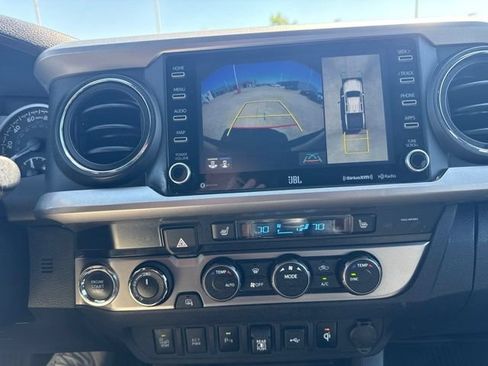 Certified 2020 Toyota Tacoma Limited AWD/4WD image 10