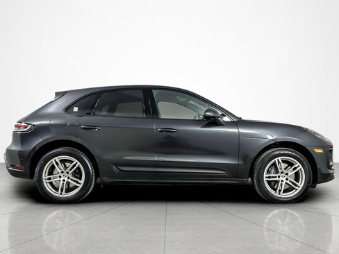 Used 2023 Porsche Macan image 6