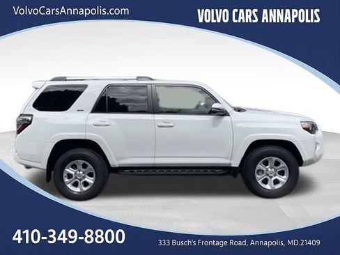 Used 2024 Toyota 4Runner SR5 Premium w/ Moonroof Package AWD/4WD image 8