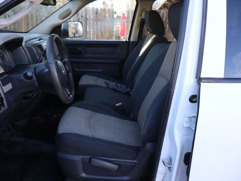 Used 2012 RAM 3500 ST w/ Chrome Appearance Group image 19