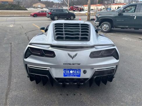 Used 2017 Chevrolet Corvette Stingray Coupe w/ 3LT Preferred Equipment Group image 8