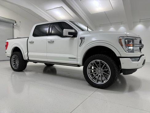 Used 2022 Ford F150 Limited image 1