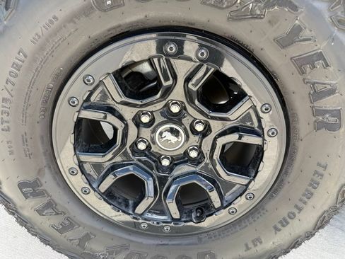Used 2024 Ford Bronco Wildtrak AWD/4WD image 10