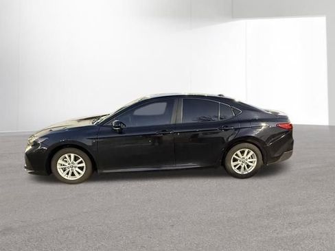 Used 2025 Toyota Camry LE w/ Convenience Package image 3