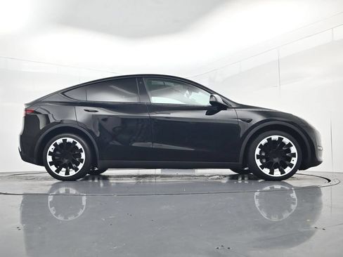 Used 2020 Tesla Model Y Long Range AWD/4WD image 37
