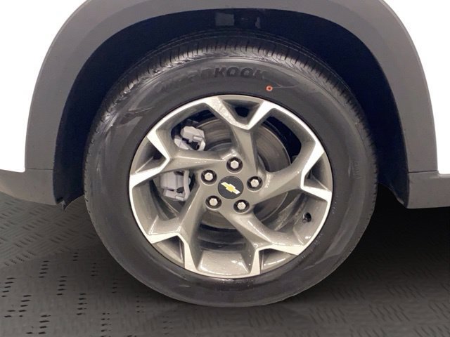 New 2026 Chevrolet Trax LT w/ Driver Confidence Package FWD image 10