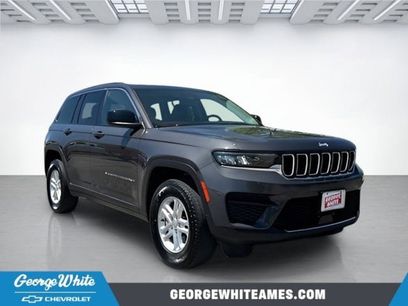 Used 2023 Jeep Grand Cherokee Laredo w/ Luxury Tech Group I