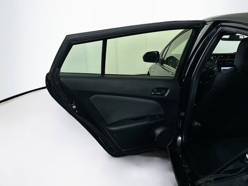 Used 2021 Toyota Prius LE image 25