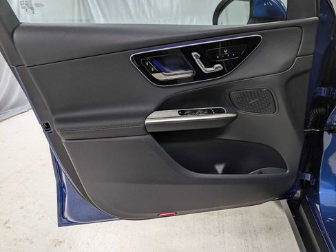 New 2026 Mercedes-Benz GLC 350e 4MATIC image 23