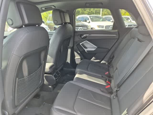 Used 2022 Audi Q3 2.0T Premium AWD/4WD image 17