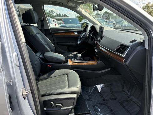 Used 2023 Audi Q5 2.0T Premium w/ Convenience Package AWD/4WD image 14