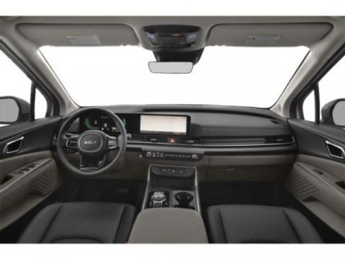 Certified 2025 Kia Carnival EX image 5