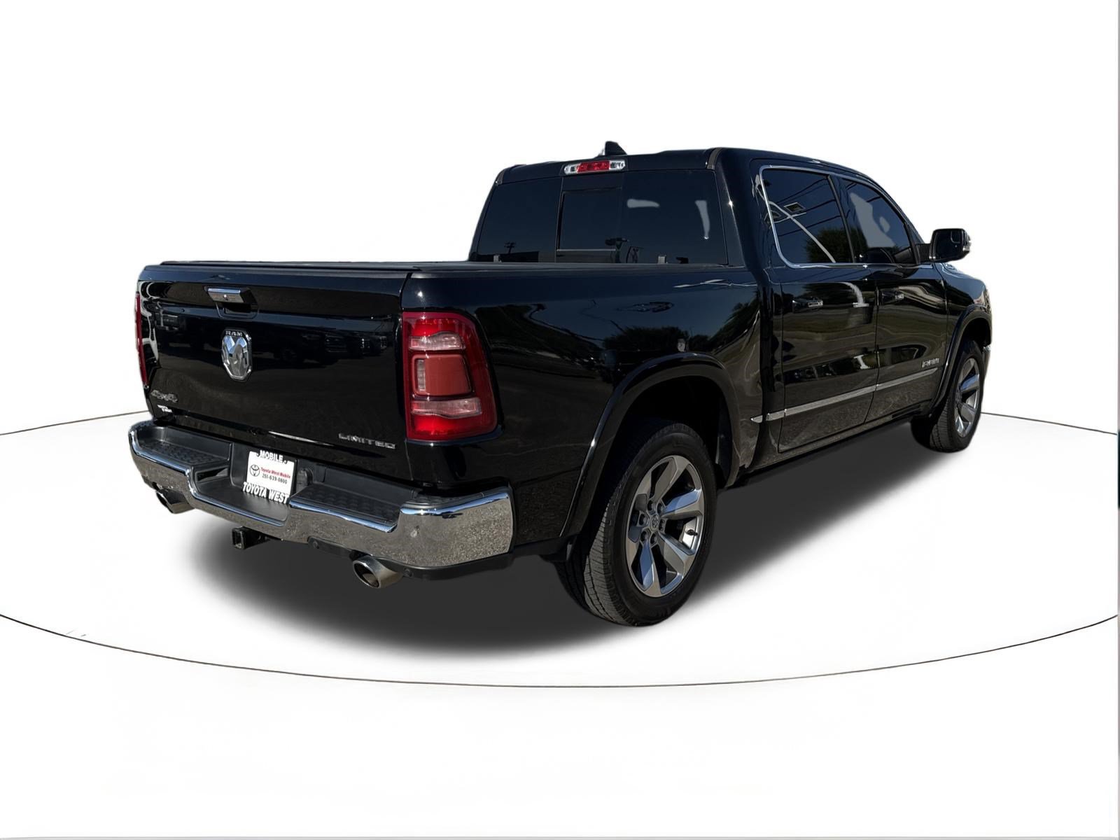 Used 2022 RAM 1500 Limited AWD/4WD image 3