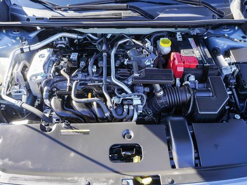 Used 2024 Nissan Sentra SR w/ SR Premium Package image 15