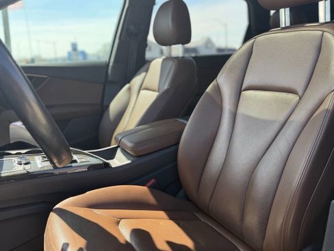 Used 2018 Audi Q7 3.0T Prestige image 11