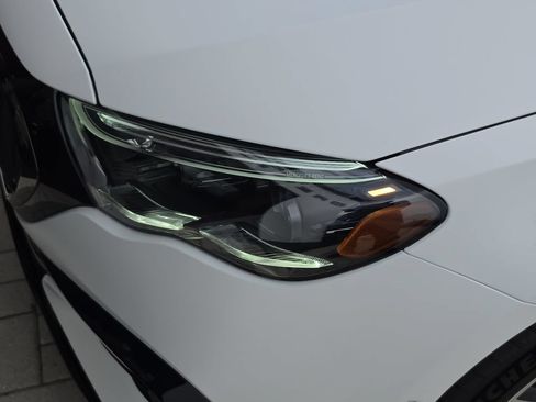Used 2026 Mercedes-Benz E 53 AMG e 4MATIC Sedan image 9