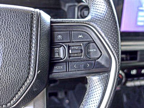 Used 2024 Toyota Tacoma SR5 AWD/4WD image 16