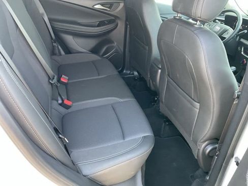 Used 2025 Buick Encore GX Preferred AWD/4WD image 10