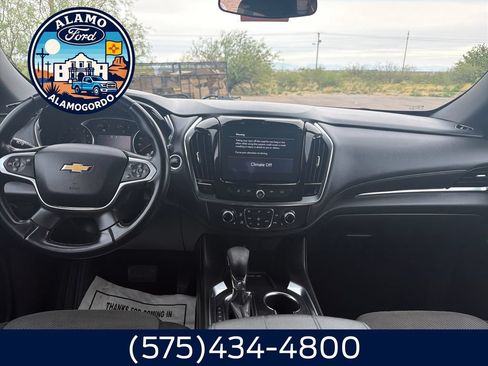 Used 2023 Chevrolet Traverse LT AWD/4WD image 12