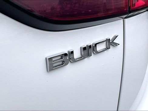 Used 2024 Buick Envision Preferred image 8