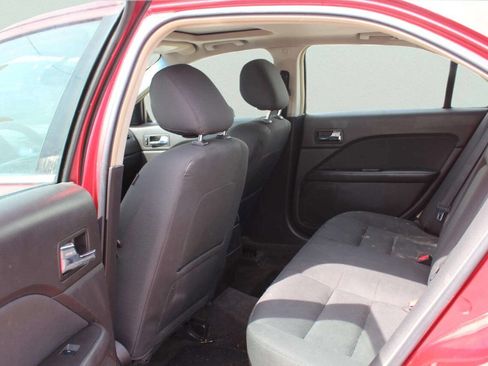 Used 2011 Ford Fusion SE w/ 202A Rapid Spec Order Code FWD image 7