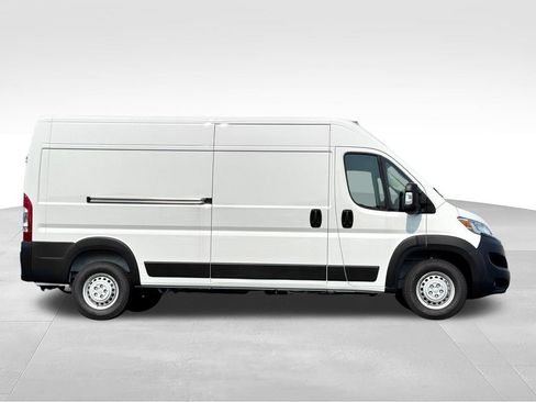New 2026 RAM ProMaster 3500 w/ Storage Group FWD image 8