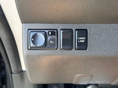 Used 2018 Nissan Frontier Desert Runner image 25