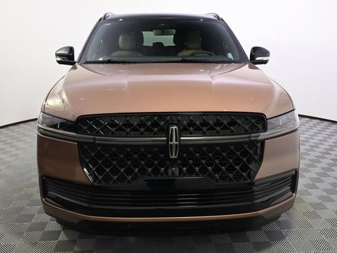 New 2026 Lincoln Navigator Black Label AWD/4WD image 10