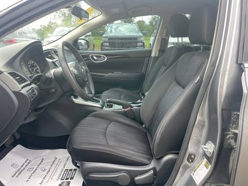 Used 2017 Nissan Sentra SV FWD image 19