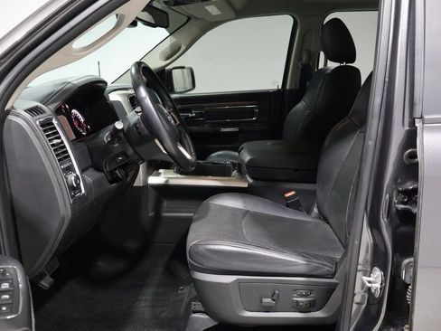 Certified 2017 RAM 1500 Laramie image 13