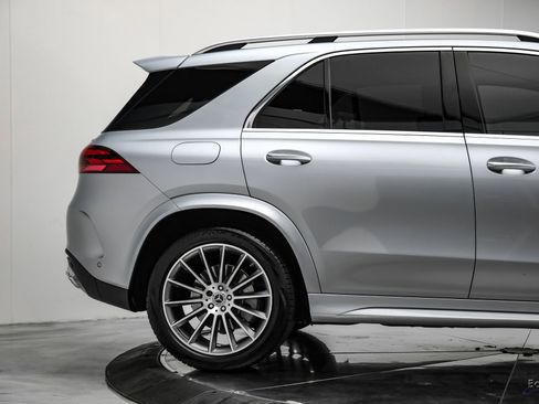 Used 2024 Mercedes-Benz GLE 450 4MATIC image 17