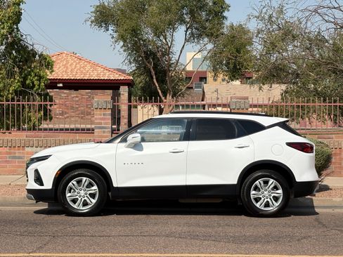 Used 2020 Chevrolet Blazer LT FWD image 3