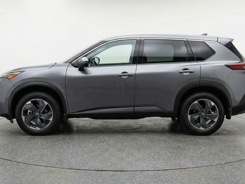 Used 2025 Nissan Rogue SV FWD image 5