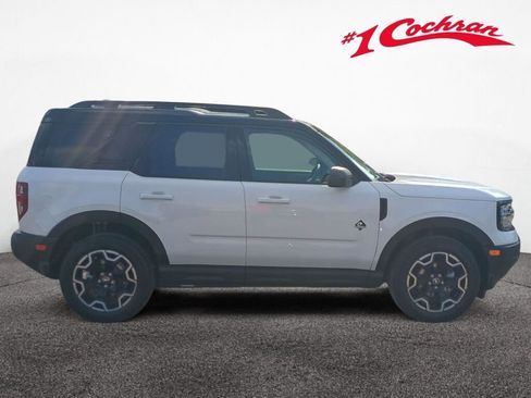 New 2025 Ford Bronco Sport Outer Banks image 8